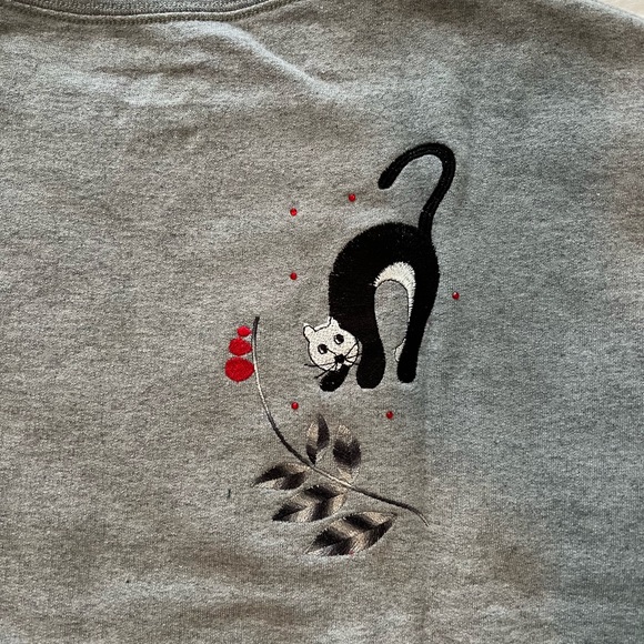 Fruit of the Loom Gray Crewneck Sweatshirt - Picture 5 of 8